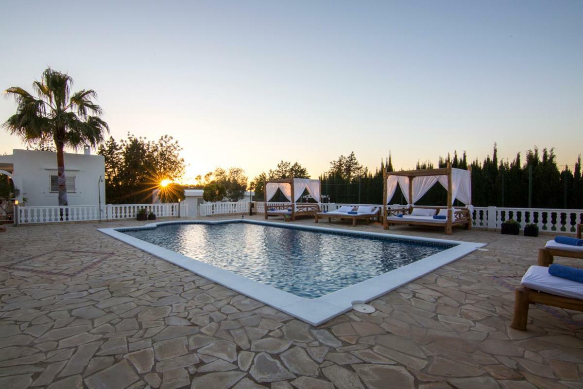 Villa Can Raes San Rafael De Sa Creu Bagian luar foto