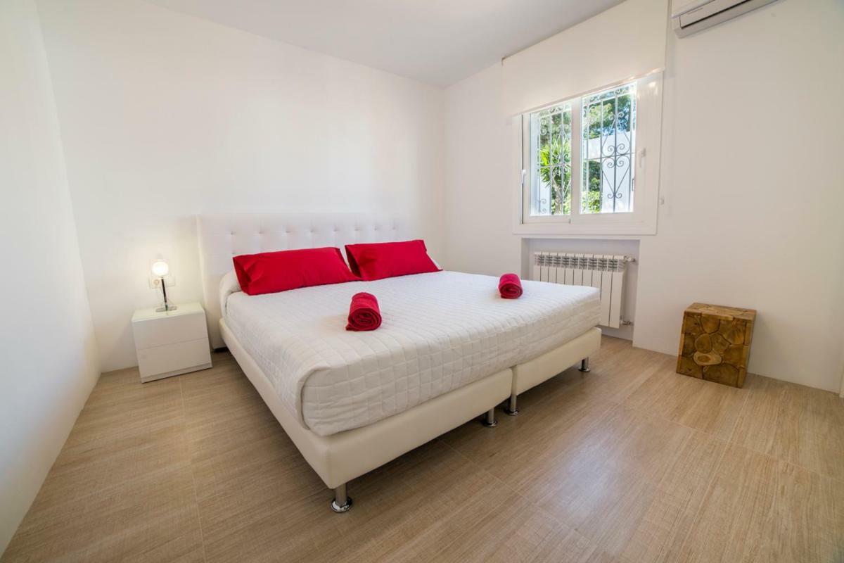 Villa Can Raes San Rafael De Sa Creu Bagian luar foto