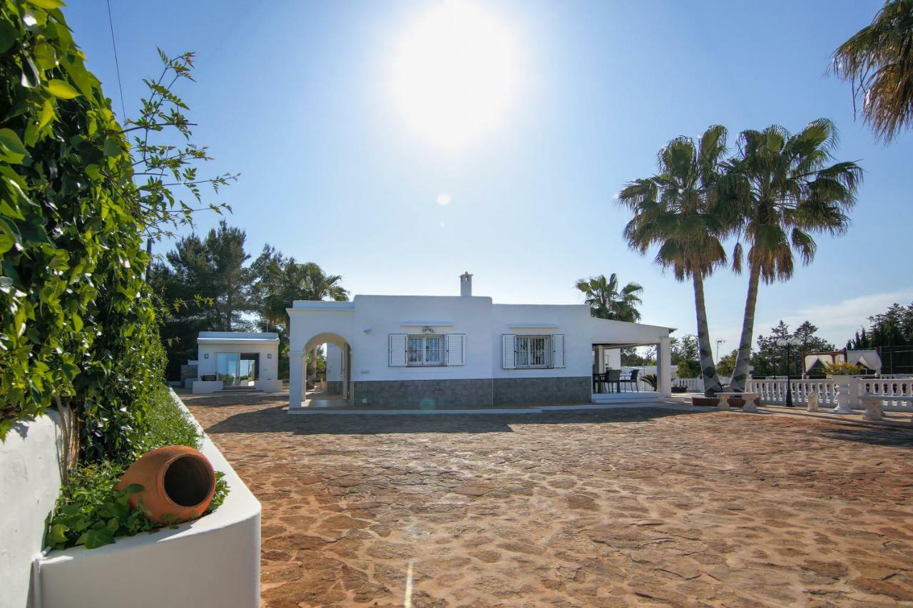 Villa Can Raes San Rafael De Sa Creu Bagian luar foto