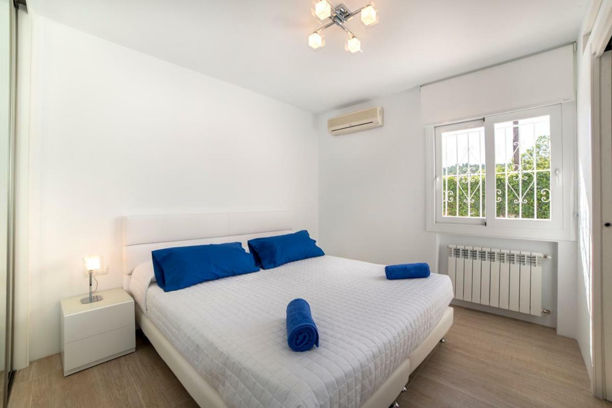 Villa Can Raes San Rafael De Sa Creu Bagian luar foto